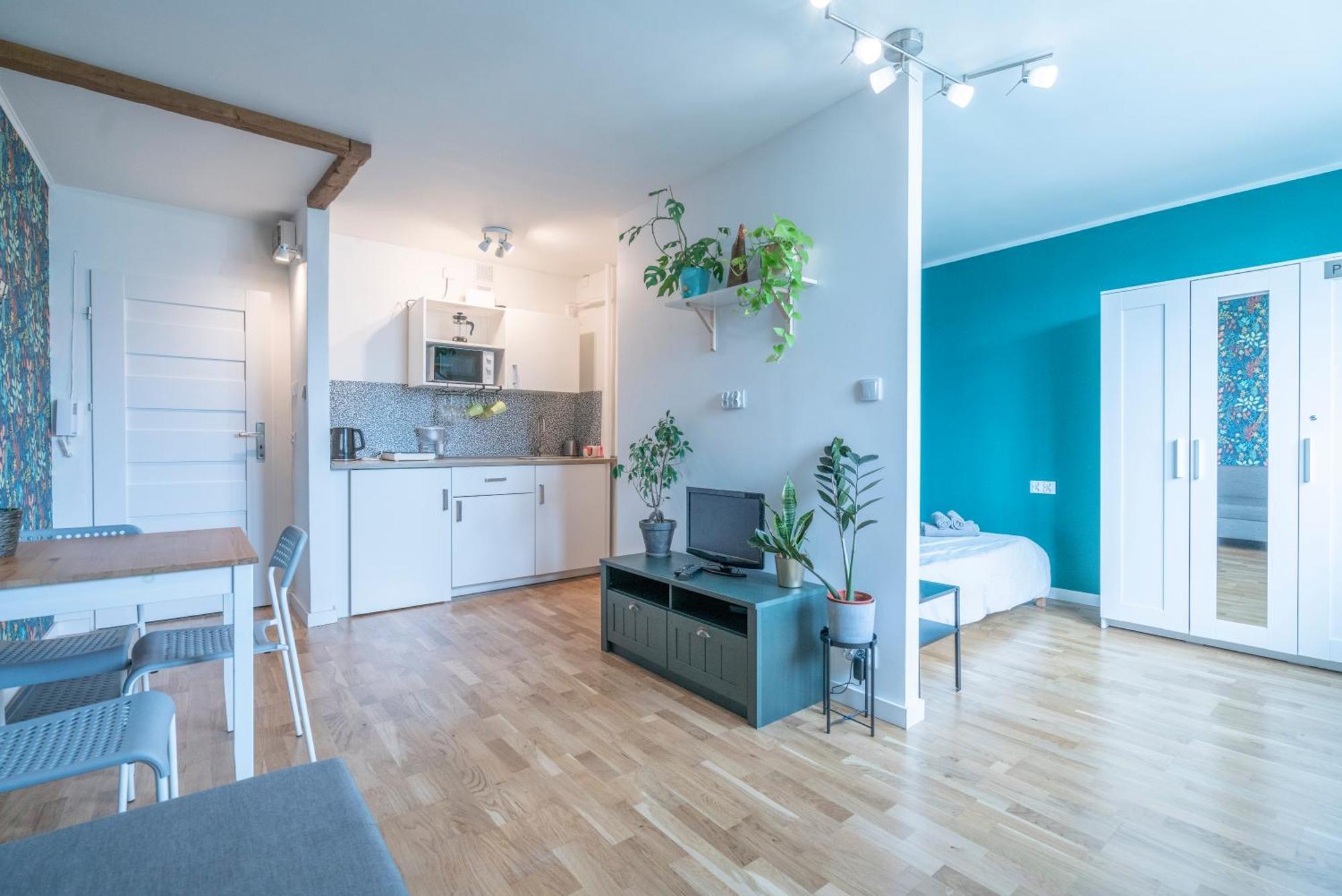 Green Studio In The City Center Of Wroclaw Exterior photo
